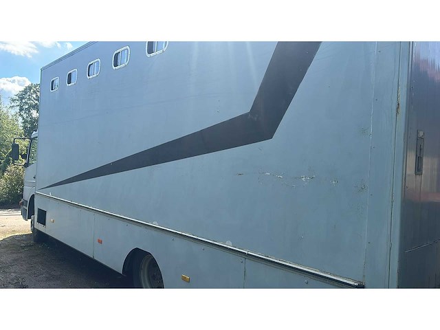 2001 mercedes-benz atego 1223 paardenvrachtwagen – 231 pk – marge - afbeelding 5 van  52