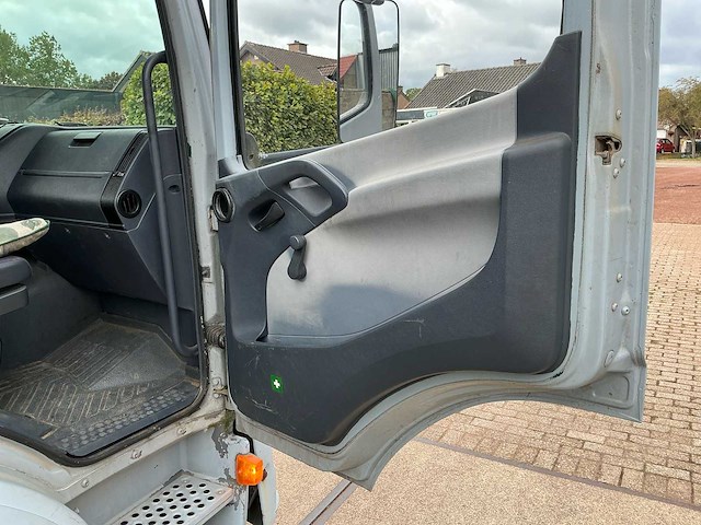 2001 mercedes-benz atego 1223 paardenvrachtwagen – 231 pk – marge - afbeelding 34 van  52