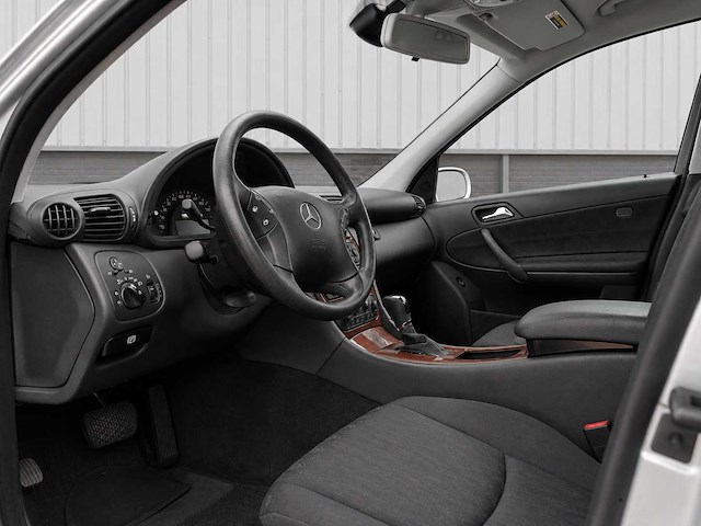 2001 mercedes-benz c-klasse 180 elegance personenauto - afbeelding 9 van  12