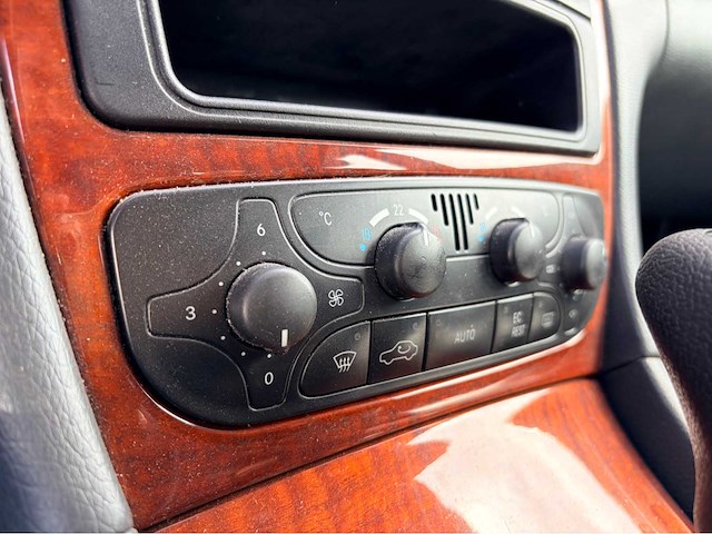 2001 mercedes-benz c-klasse 180 elegance personenauto - afbeelding 12 van  12