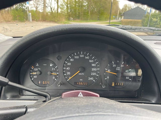 2001 mercedes-benz m-klasse ml 270 cdi bedrijfswagen - afbeelding 9 van  14