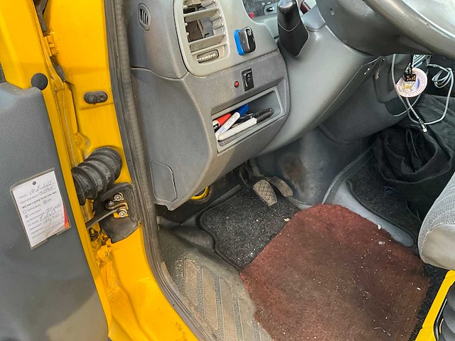 2001 mercedes-benz sprinter 416 cdi bedrijfswagen - afbeelding 21 van  22