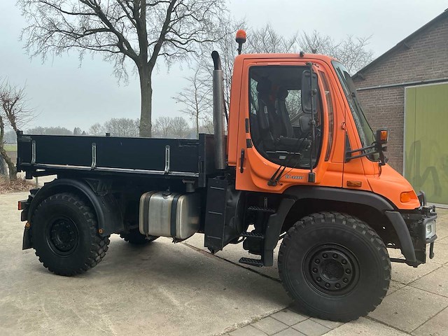 2001 mercedes-benz unimog u400 vrachtwagen - afbeelding 23 van  38