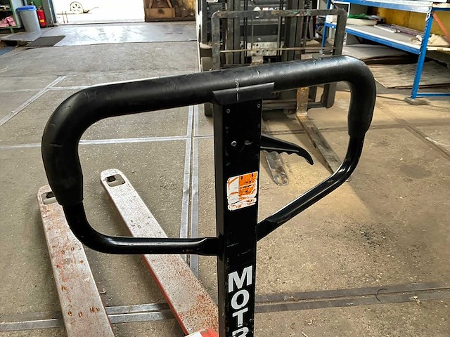 2001 motrac m 30 hand hydraulische palletwagen - afbeelding 6 van  7