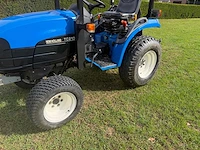 2001 new holland tc21d compacttractor – 21 pk – 2.127 uur – extra bandenset - afbeelding 5 van  18