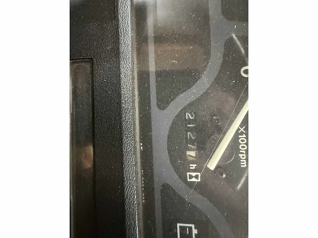 2001 new holland tc21d compacttractor – 21 pk – 2.127 uur – extra bandenset - afbeelding 10 van  18