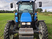 2001 new holland tl90 vierwielaangedreven landbouwtractor - afbeelding 3 van  9