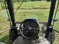 2001 new holland tl90 vierwielaangedreven landbouwtractor - afbeelding 7 van  9