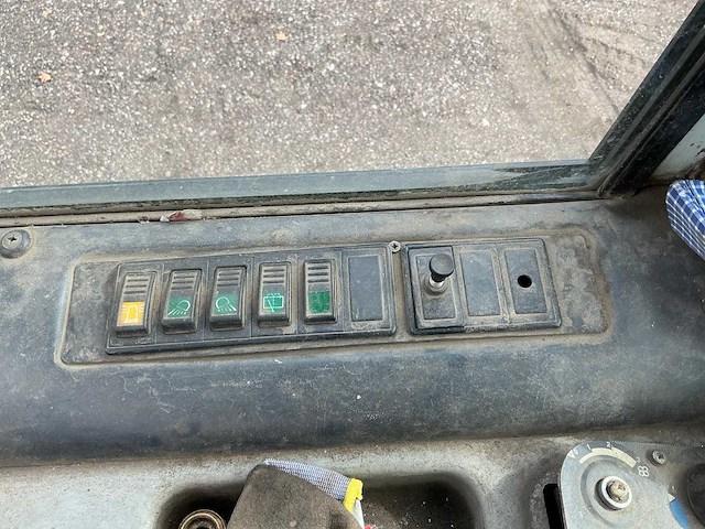 2001 o&k l 6.5 shovel - afbeelding 22 van  28