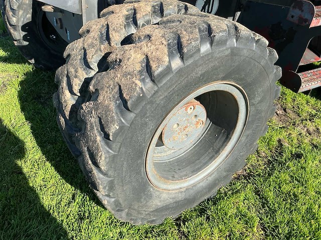 2001 o&k mh4.5 banden graafmachine - afbeelding 15 van  40