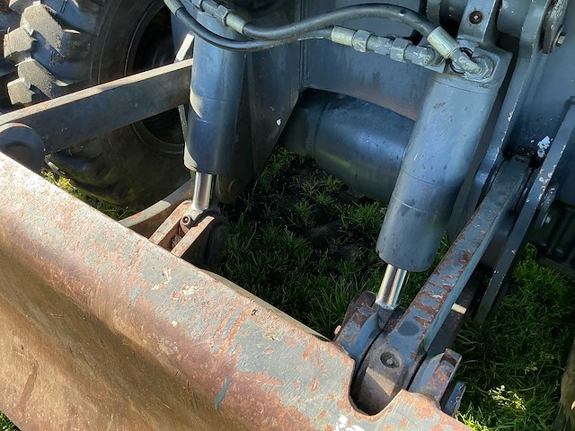 2001 o&k mh4.5 banden graafmachine - afbeelding 7 van  34