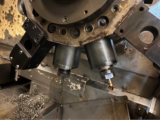 2001 okuma tl-10m cnc-draaibank - afbeelding 1 van  9
