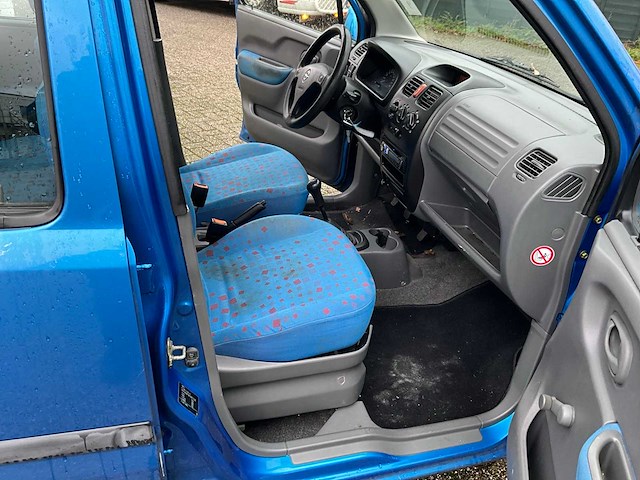 2001 opel agila 1.2 16v comfort personenauto - afbeelding 13 van  24