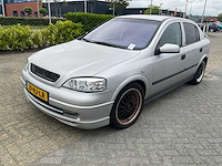 2001 opel astra personenauto - afbeelding 1 van  28