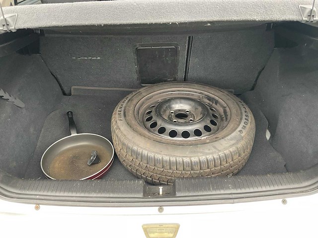 2001 opel astra personenauto - afbeelding 17 van  28