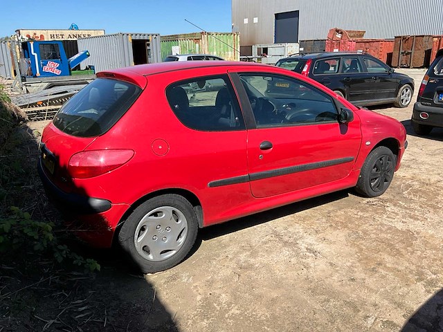 2001 peugeot 206 1.4 xr personenauto - afbeelding 11 van  16