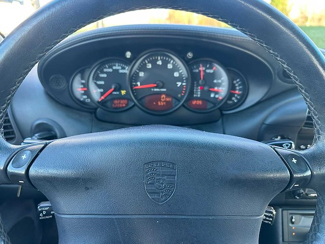 2001 porsche 911 cabriolet 3.4 carrera 4 automaat, 98-lbf-9 - afbeelding 2 van  16