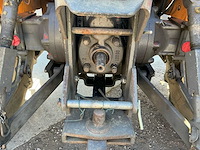 2001 renault r3222ca vierwielaangedreven landbouwtractor - afbeelding 12 van  32