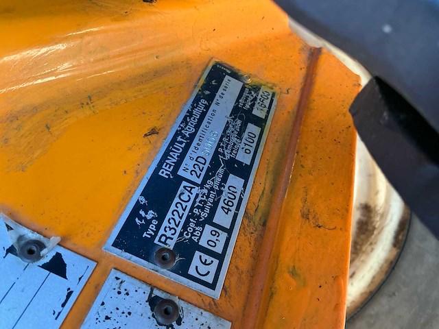 2001 renault r3222ca vierwielaangedreven landbouwtractor - afbeelding 20 van  32
