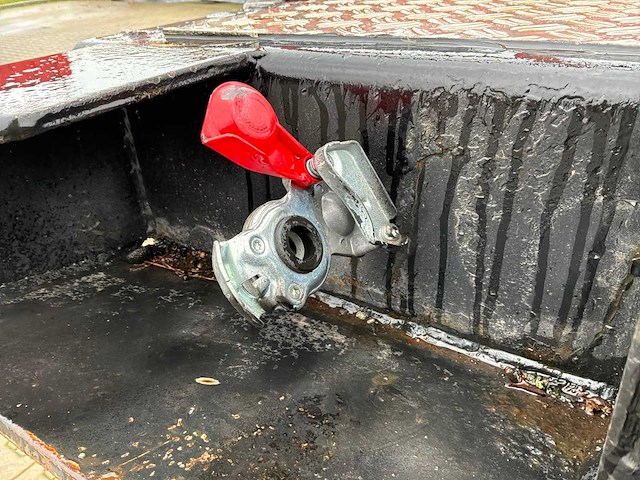 2001 renders oplegger - afbeelding 16 van  24