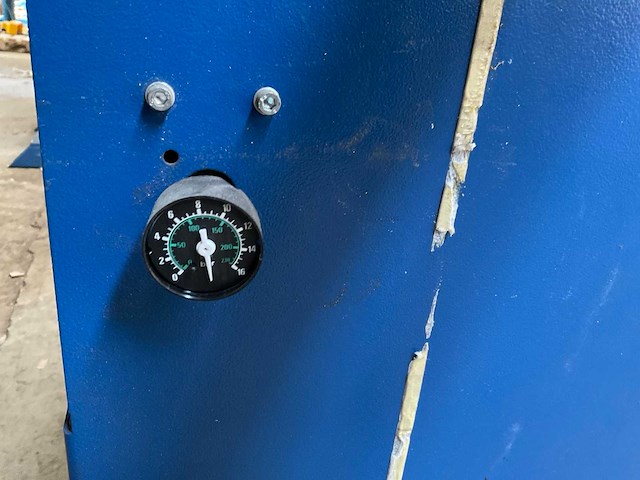 2001 schüco ksm 235 glaslat aluminium clip pers - afbeelding 14 van  32