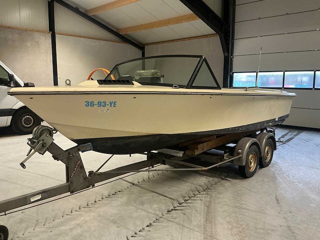 2001 ski nautique speedboot v8 - afbeelding 8 van  15