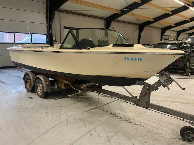 2001 ski nautique speedboot v8 - afbeelding 10 van  15