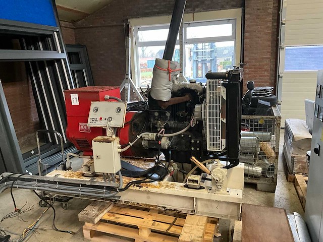 2001 stamford uc 224c23 ac stroomgenerator - afbeelding 1 van  13