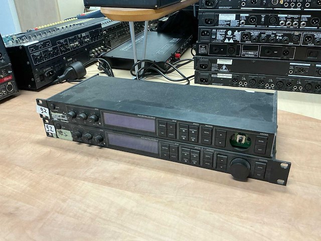 2001 tc electronics m-one stereo galm (2x) - afbeelding 1 van  6