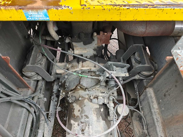 2001 terberg yt180 terminal trekker - afbeelding 4 van  18
