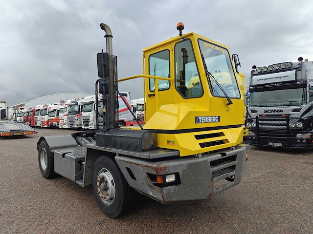 2001 terberg yt180 terminal trekker - afbeelding 11 van  18