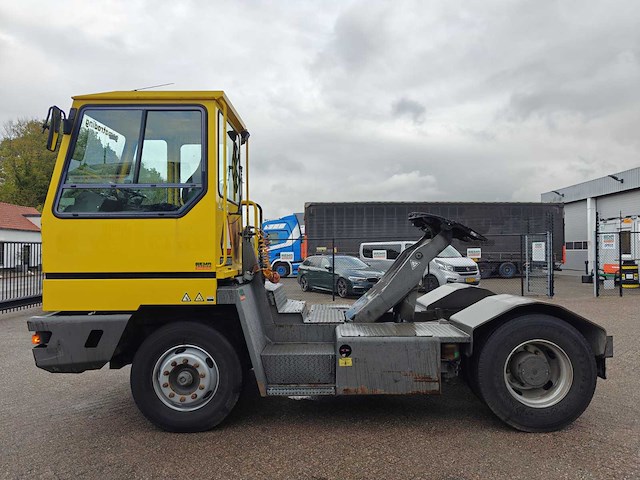 2001 terberg yt180 terminal trekker - afbeelding 12 van  18