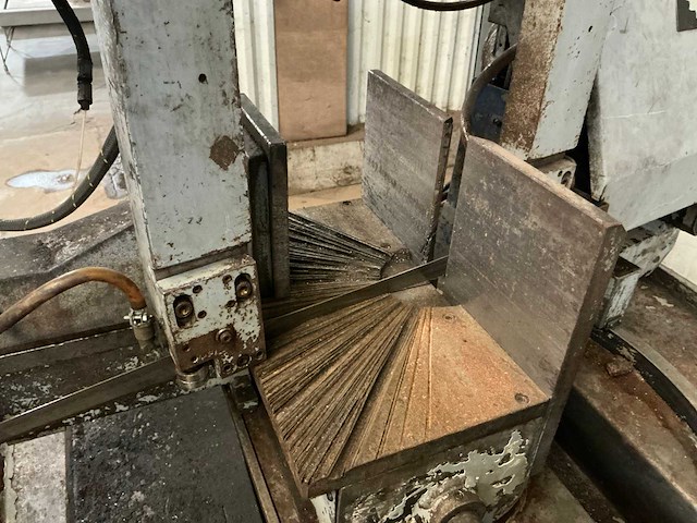 2001 thomas sar 369 sa gds bandzaagmachine - afbeelding 15 van  18