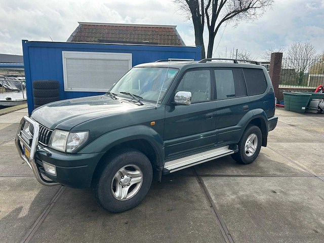 2001 toyota landcruiser 90 3.0 d4-d blind van personenauto - afbeelding 1 van  5