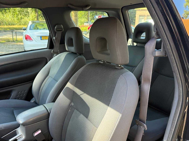 2001 toyota rav4 1.8-16v vvt-i luna personenauto - afbeelding 10 van  10