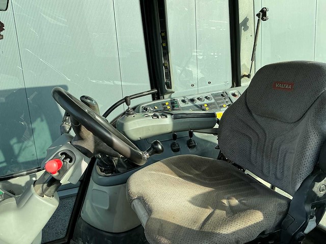 2001 valtra m120 4wd landbouwtractor - afbeelding 17 van  39