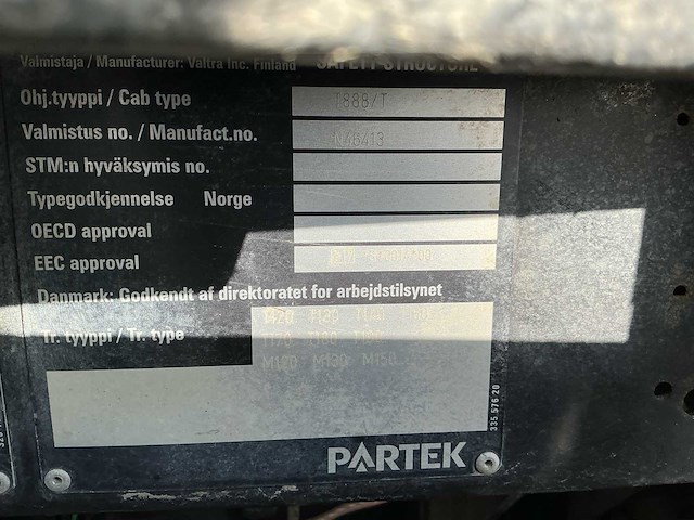 2001 valtra m120 4wd landbouwtractor - afbeelding 32 van  39