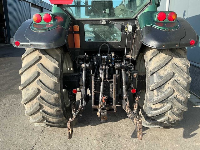 2001 valtra m120 4wd landbouwtractor - afbeelding 38 van  39