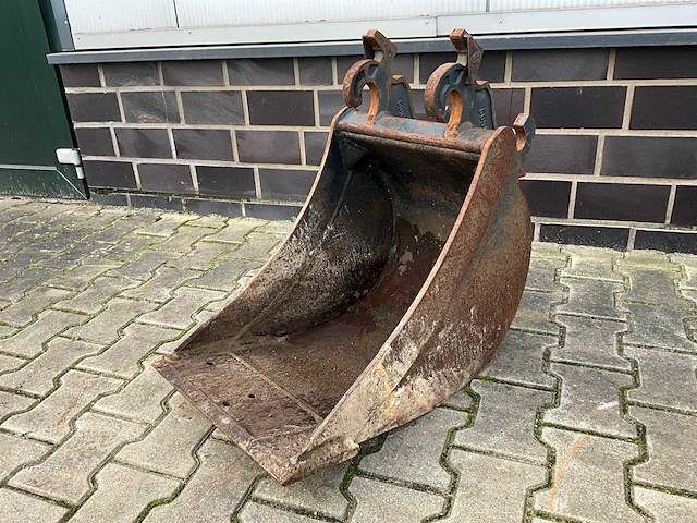 2001 vematech cw05 dieplepelbak - afbeelding 1 van  6