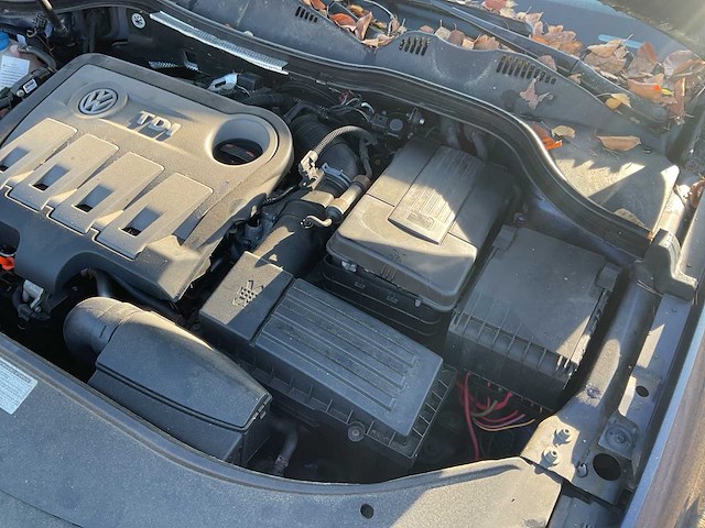 2001 volkswagen passat sedan personenauto - afbeelding 15 van  19