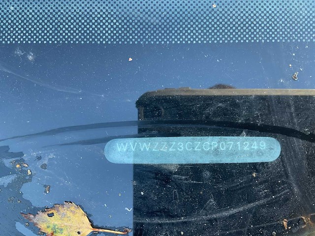 2001 volkswagen passat sedan personenauto - afbeelding 9 van  19