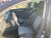 2001 volkswagen passat sedan personenauto - afbeelding 8 van  19