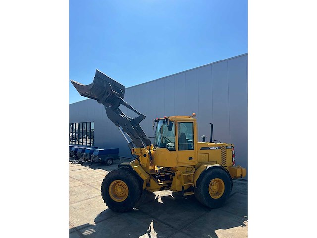 2001 volvo l70d wiellader - afbeelding 23 van  23