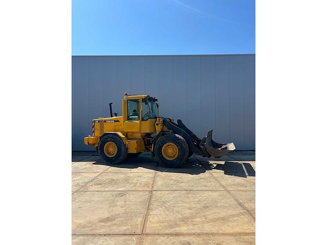 2001 volvo l70d wiellader - afbeelding 1 van  20