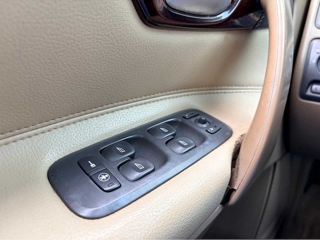 2001 volvo v70 7-persoons automaat personenauto - afbeelding 6 van  12