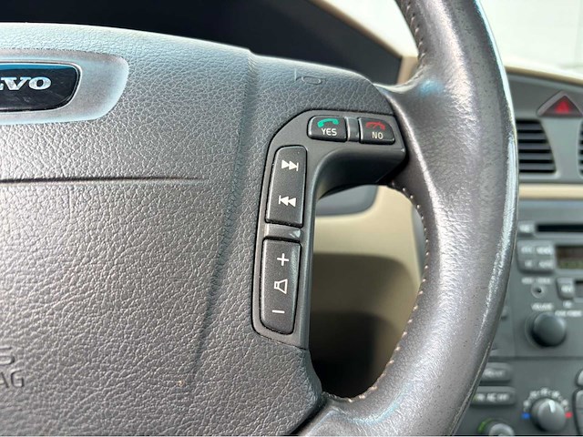 2001 volvo v70 7-persoons automaat personenauto - afbeelding 6 van  19