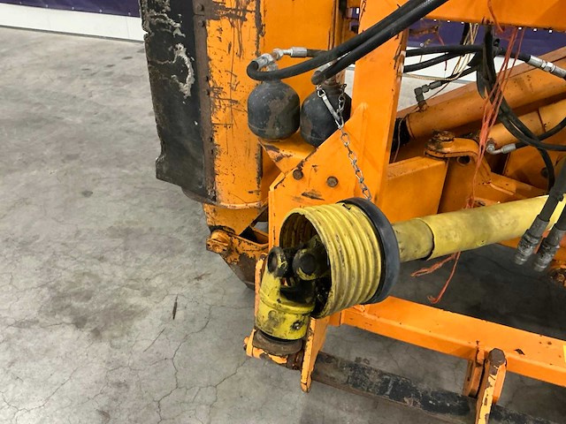 2001 votex 190 klepelmaaier - afbeelding 8 van  11