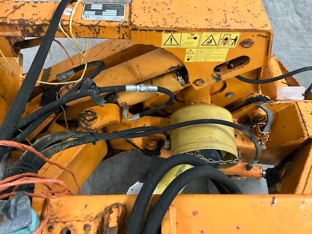 2001 votex 190 klepelmaaier - afbeelding 11 van  11