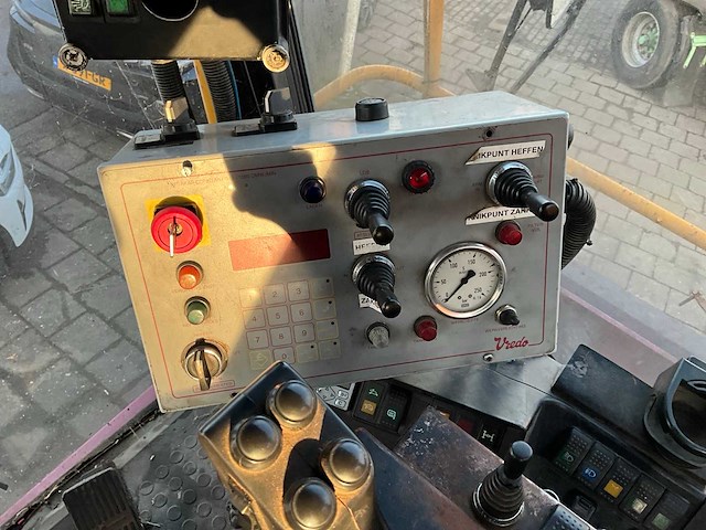 2001 vredo vt3326 zelfrijdende bemestertank - afbeelding 17 van  38