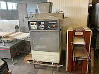 2001 werner & pfleiderer mus kleinbroodlijn - afbeelding 1 van  8